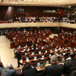 La Knesset annule l’exemption de TVA : des millions de colis étrangers vont renchérir