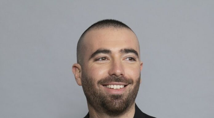 Pourquoi Omer Adam s’est-il isolé en France ? Un album intime entre rupture, maturité et reconquête