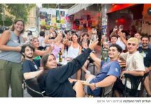 Avec 1 500 participants de Taglit – le navire de secours de Mano Maritime est arrivé à Chypre