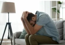 Le « syndrome du cœur brisé » confirmé par la science : un deuil intense augmente de 88 % le risque de décès