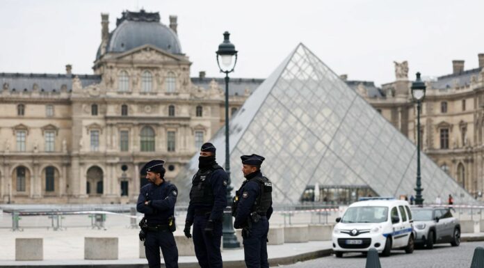 Le Louvre aurait fait appel à une société de renseignement israélienne après un braquage spectaculaire