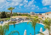 À l’étranger, casher – et proche : l’île devenue une empire de cacherout