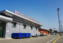 À l’aéroport de Batoumi, une Israélienne menacée après avoir dénoncé trois voyageurs qui ont doublé la file