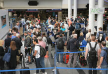 À partir d’aujourd’hui : des informations numériques personnelles exigées des touristes entrant aux États-Unis – le refus de les fournir pourrait entraîner un refus d’entrée