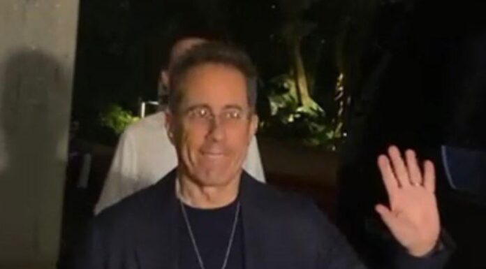 Jerry Seinfeld, la voix de Hollywood qui ne se tait pas : portrait d’un soutien indéfectible à Israël