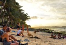 Ce n’est plus un secret : les Israéliens ont « conquis » l’île philippine de Siargao — et les habitants se battent pour son identité